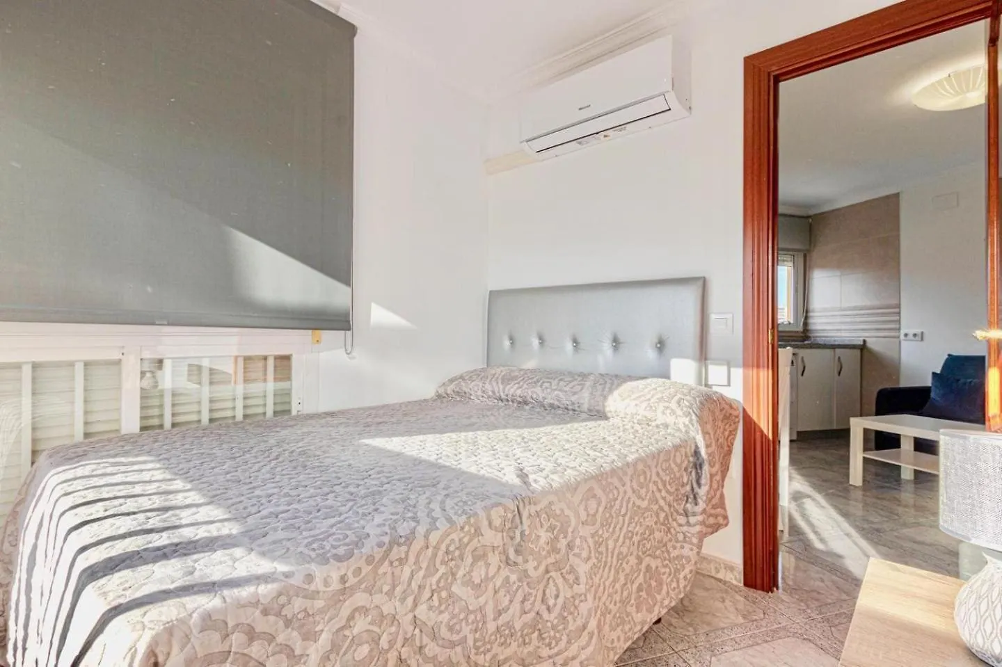 797 Holiday Rentals- Amplio Estudio En Puerto Marina ベナルマデナ 0*,  スペイン